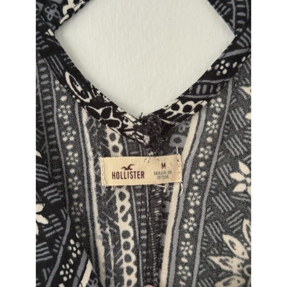 Hollister Women’s M Dress Black White Floral Mini Short Sleeve Dress - Picture 4 of 8